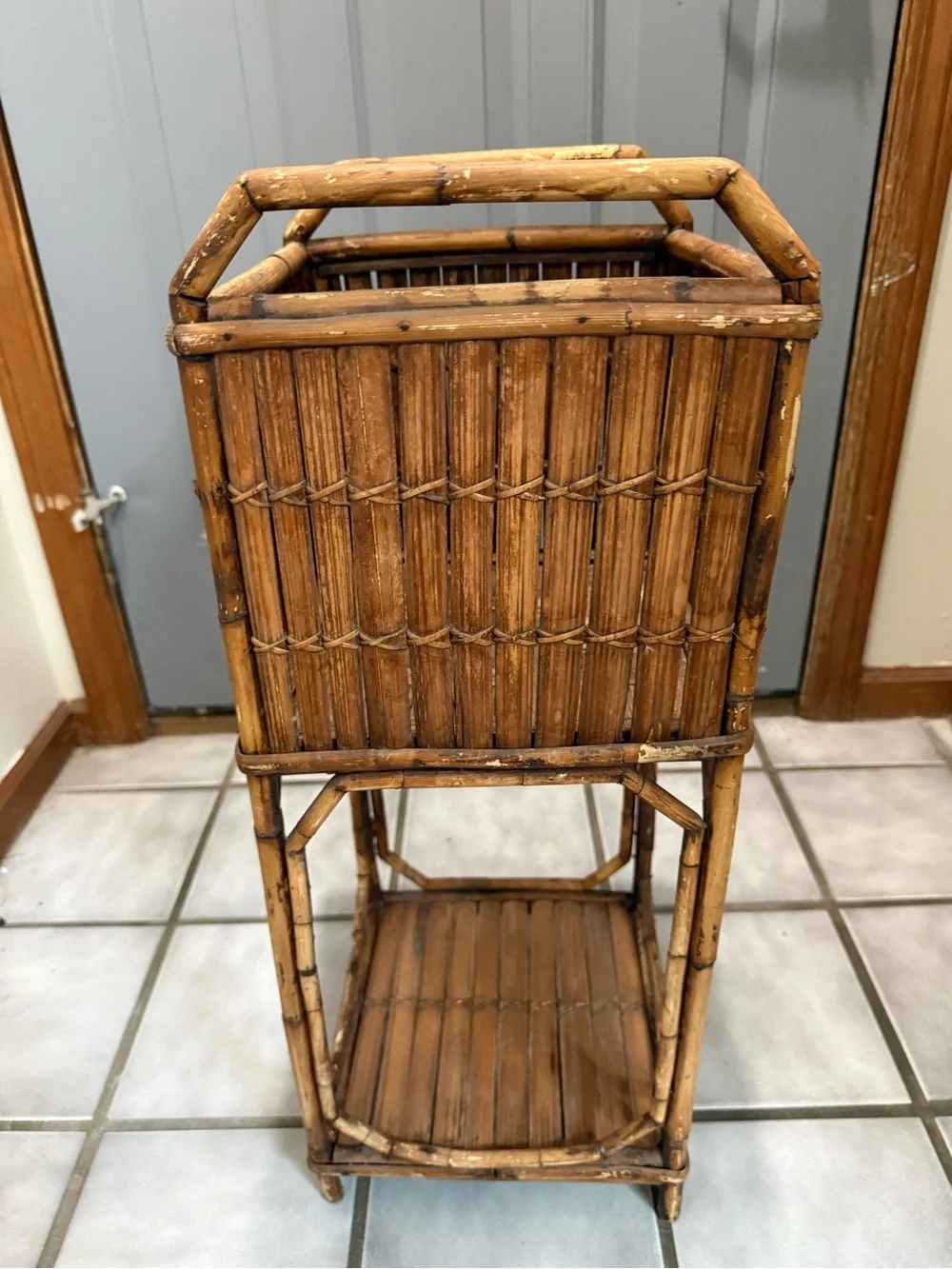 Vintage 1970’s Bamboo Split Reed Tall Planter Stand in Warm Brown